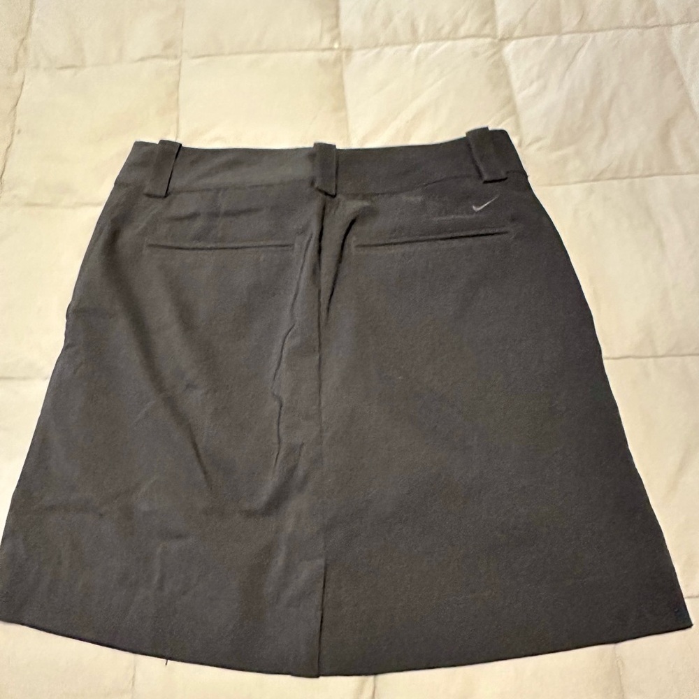 Nike Gray Golf Skort with Subtle Logo